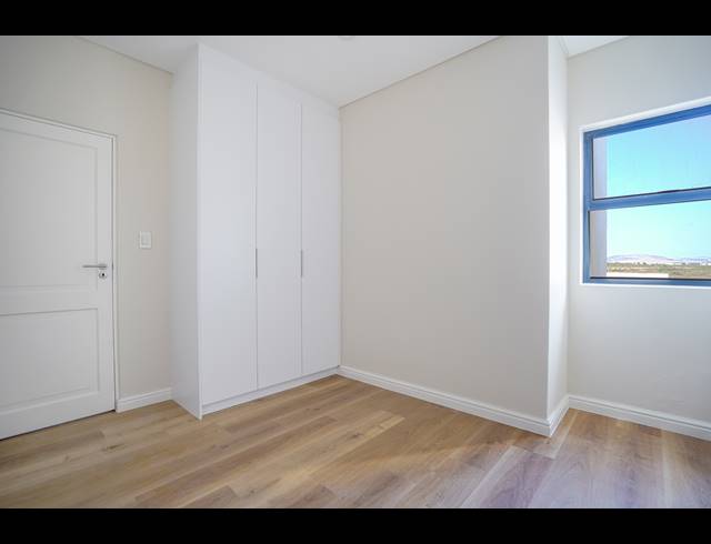 3 BEDROOM TOWNHOUSE FOR SALE IN SANDOWN